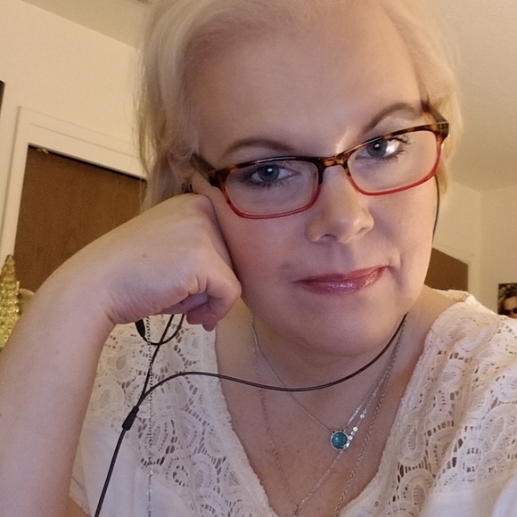 Meet your Posher, Danyele - Picture 7 of 14